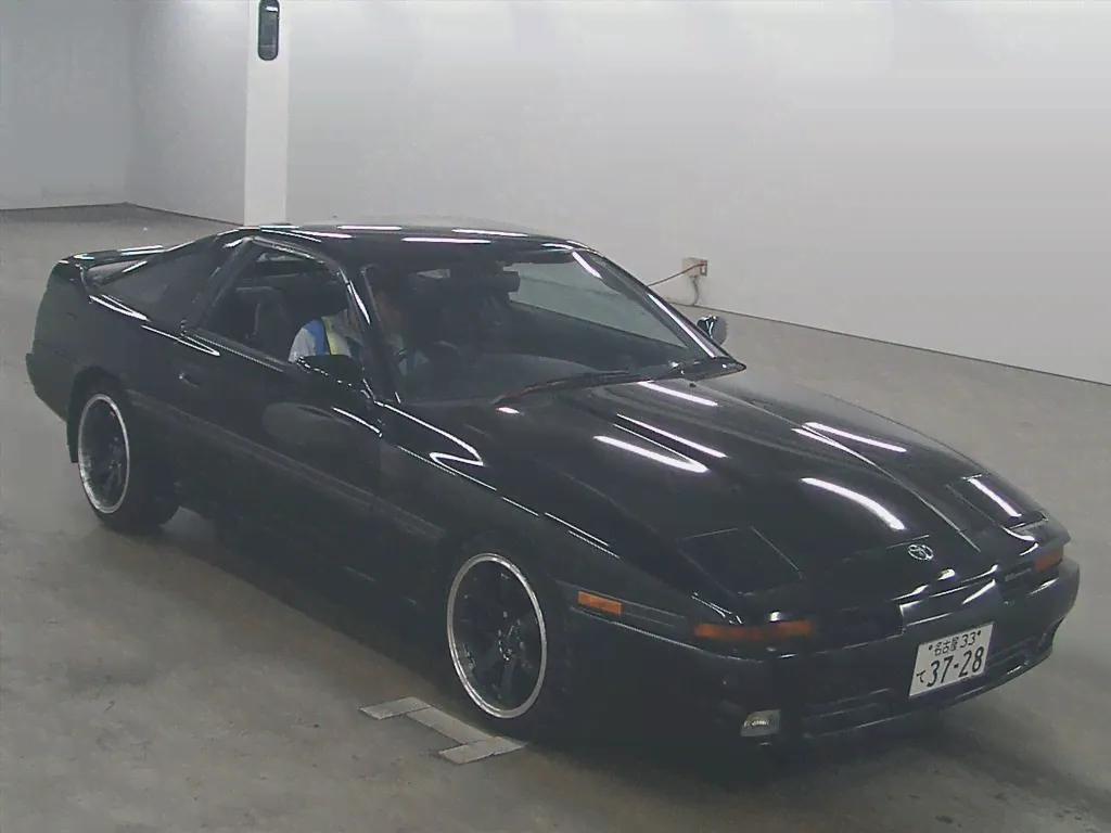 Toyota Supra JZA70